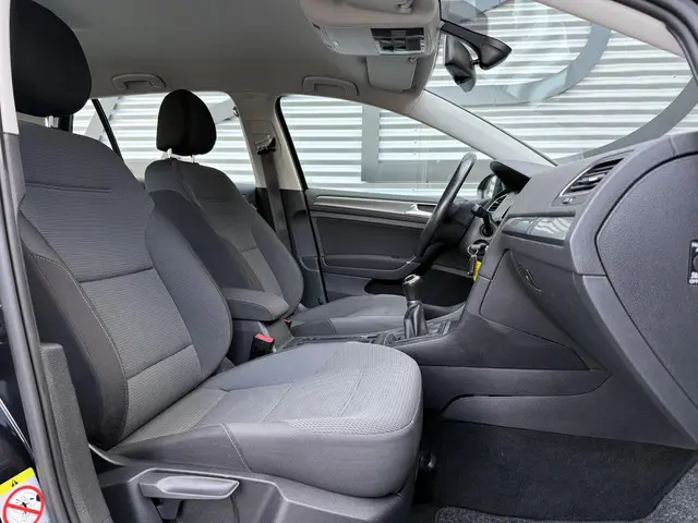 Volkswagen Golf 1.2 TSI Comfortline 2013 Benzine 8