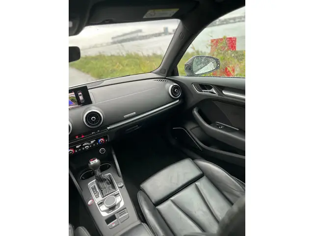 Audi RS3 A3 Sportback 2.5 TFSI quattro 2018 Benzine 40