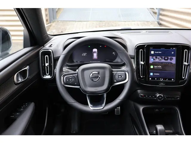 Volvo XC40 Recharge Plus 2022 Elektrisch 3
