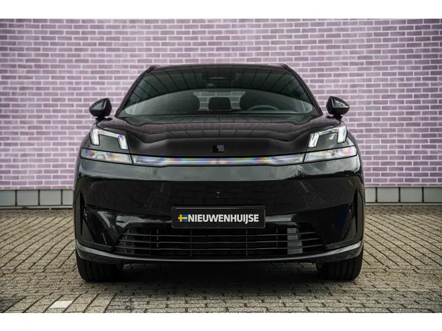 Lynk & Co 08 1.5 More 2025 Hybride Benzine 11