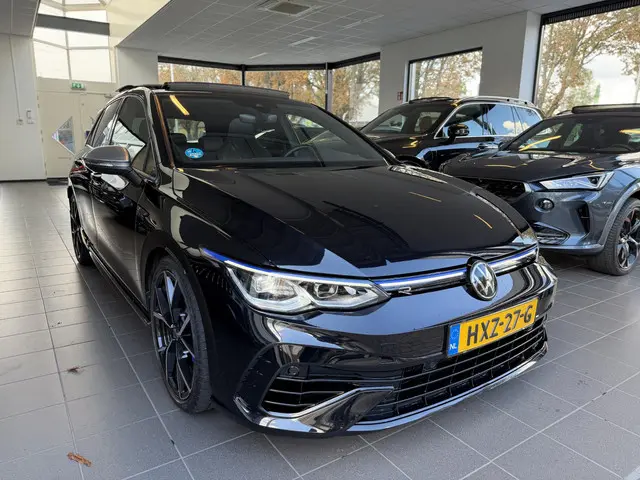 Volkswagen Golf 2.0 TSI R 4Motion 2023 Benzine 4