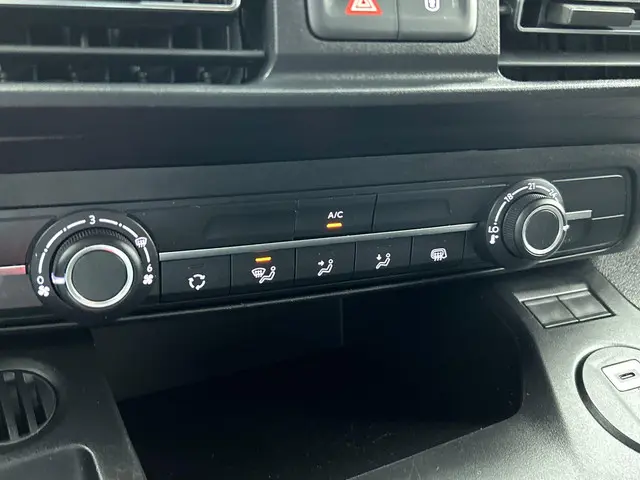 Peugeot Partner 1.5 BlueHDi 100 S&S L2 2024 Diesel 23