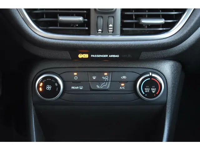Ford Fiesta 1.1 Trend |NAVI|CARPLAY|CRUISE|PDC 2018 Benzine 14