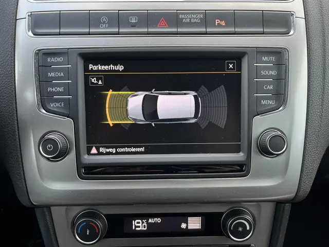 Volkswagen Polo 1.2 TSI Cross 2014 Benzine 17