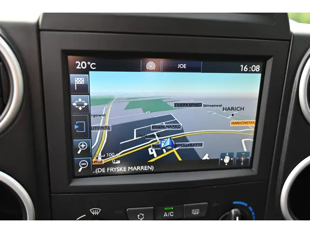 Peugeot Partner Tepee 1.2 PureTech Active 2017 Benzine 24
