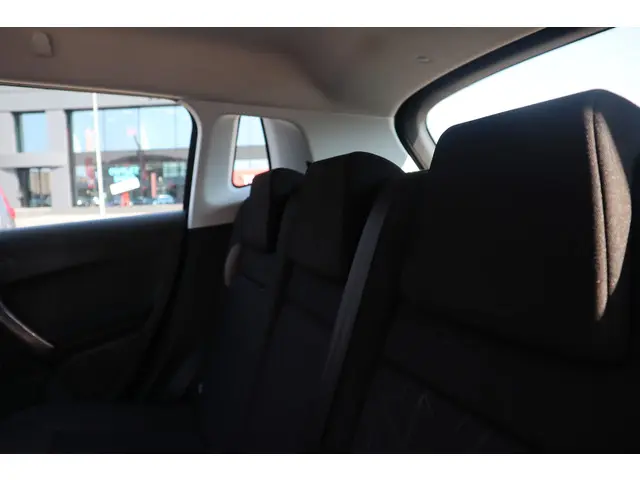Peugeot 2008 1.2 VTi Blue Lease 2014 Benzine 10