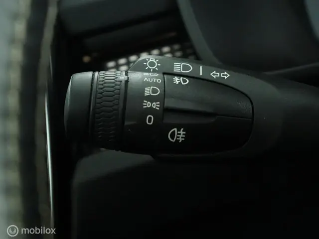 Volvo XC40 2.0 T5 AWD R-Design full option 2018 Benzine 58