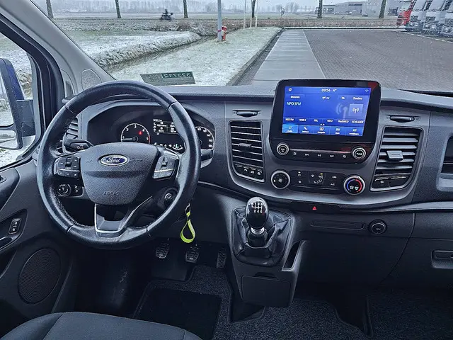 Ford Transit Custom 2.0 2020 Diesel 8
