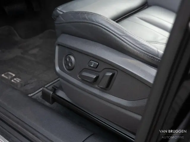 Audi Q5 50 TFSI e S-Line 2022 Hybride Benzine 14