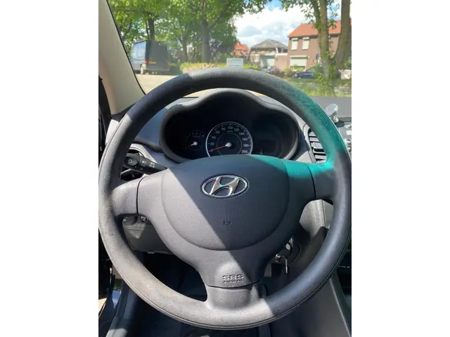 Hyundai i10 1.0 i-Drive Cool 2013 Benzine 10