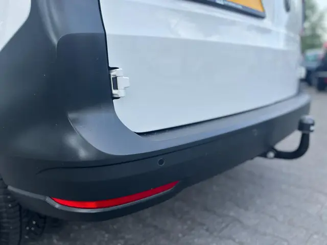 Volkswagen Caddy Cargo 1.5 TSI Style 2022 Benzine 21