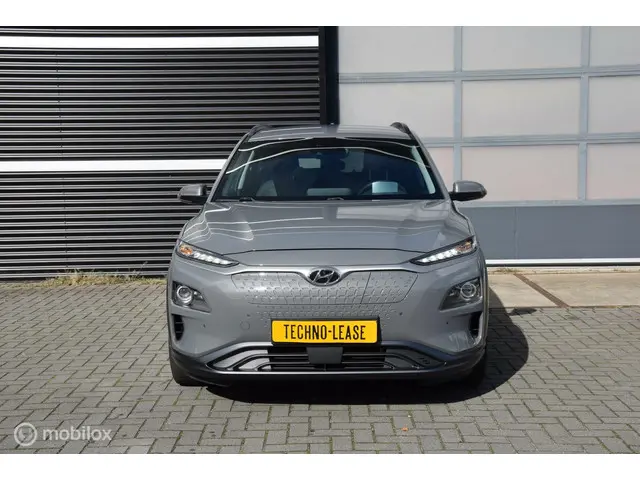 Hyundai Kona 3
