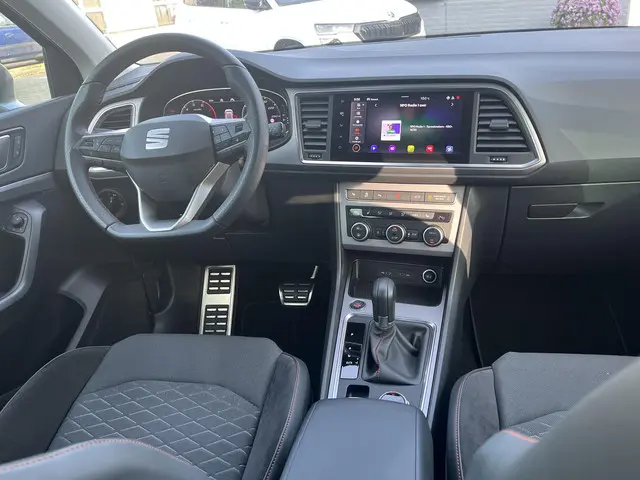SEAT Ateca 1.5 TSi DSG FR Business Intense 2022 Benzine 12