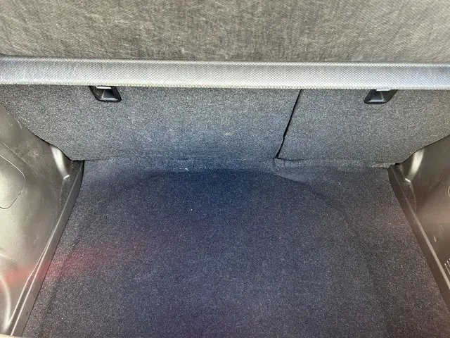 Suzuki Swift 1.2 Select Smart Hybrid 2024 Benzine 18