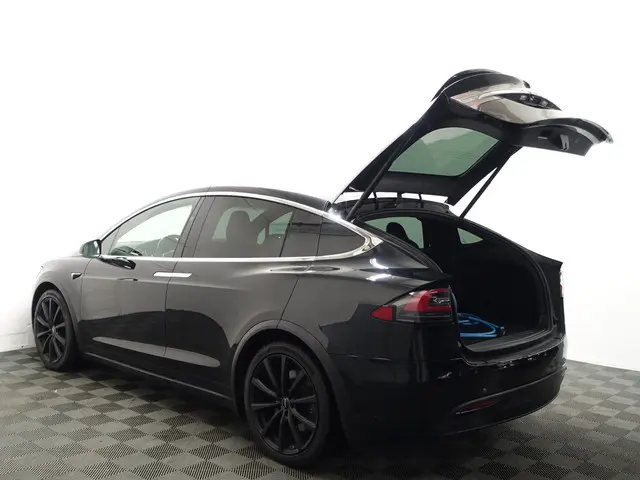 Tesla Model X 90D Performance AWD- 2017 Elektrisch 33
