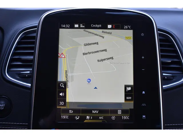 Renault Scénic TCe 140 EDC Bose 2019 Benzine 17