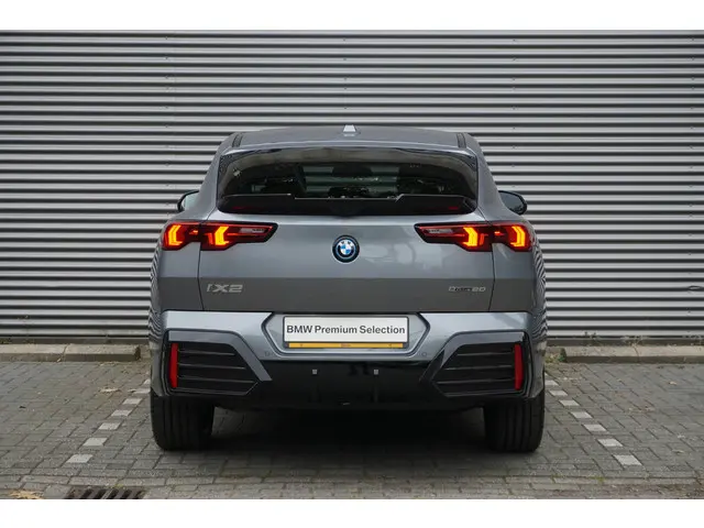 BMW iX2 eDrive20 2025 Elektrisch 5