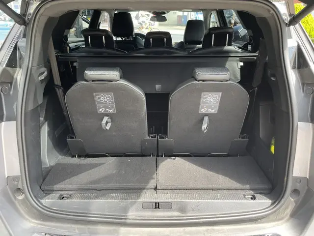 Peugeot 5008 1.6 e-THP GT-Line 2017 Benzine 18