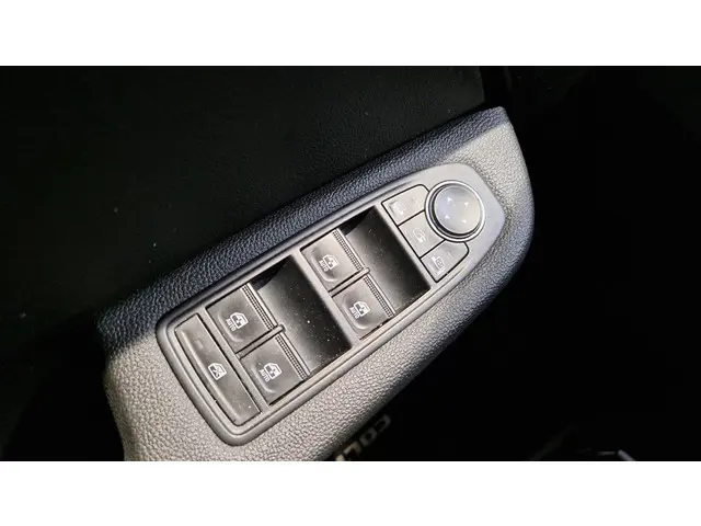 Mitsubishi Colt 1.6 HEV Intense 2024 Hybride Benzine 16