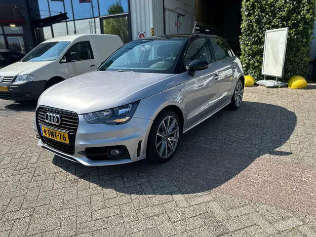 Audi A1 Sportback 1.2 TFSI S Line , 1. Hand 2014 Benzine