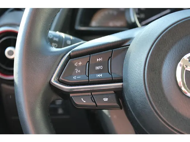 Mazda 2 1.5 e-SkyActiv-G 90 Homura Aka 2023 Benzine 14