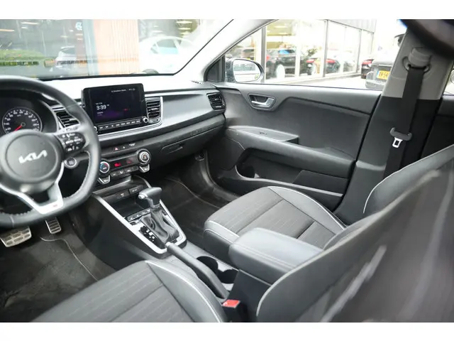 Kia Rio 1.0 T-GDi MHEV DynamicLine 2023 Benzine 6