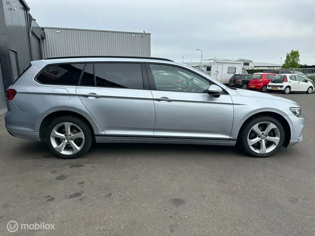 Volkswagen Passat Variant 2.0 TDI AUTOMAAT 2023 Diesel 7