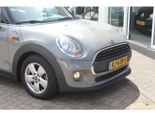 MINI One Mini 1.5 D Business 2016 Diesel 22