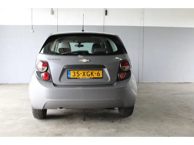 Chevrolet Aveo 1.2 LS 2012 Benzine 12