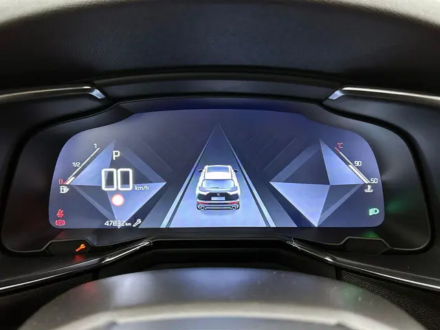 DS DS 7 1.6 So Chic 2023 Benzine 10