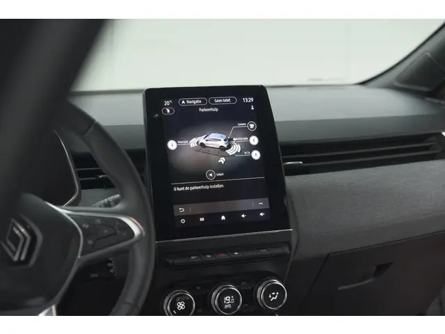 Renault Clio TCe 90 GPF techno 2024 Benzine 55