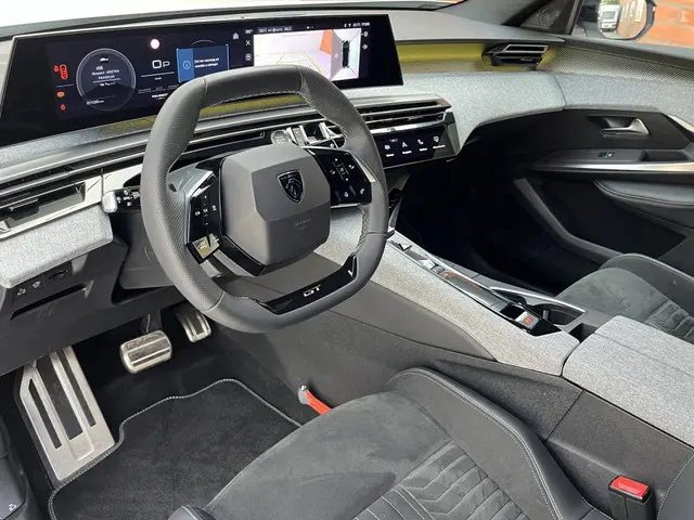 Peugeot 3008 Hybrid 136 GT 2024 Hybride Benzine 26