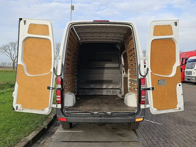 Mercedes-Benz Sprinter 210 2016 Diesel 11