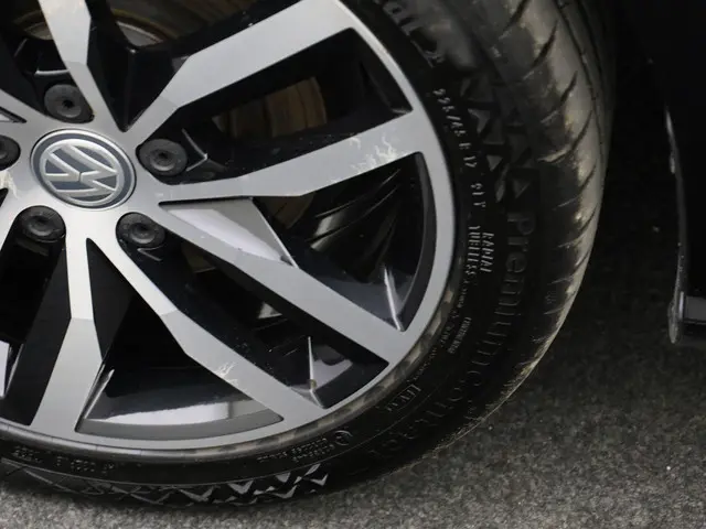 Volkswagen e-Golf E-DITION 100kW/136PK 2020 Elektrisch 25