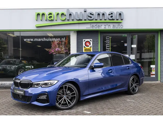 BMW 3 Serie 320i High Executive 2020 Benzine 8