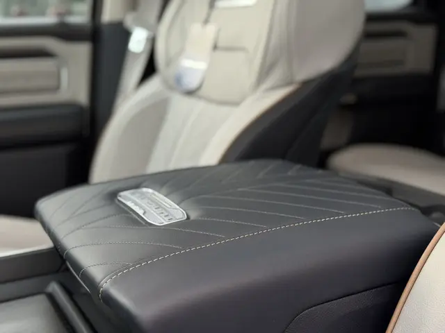 Dodge Ram Pick-Up 1500 H.O. 3.0L H.O. TUNGSTEN 2024 Benzine 13