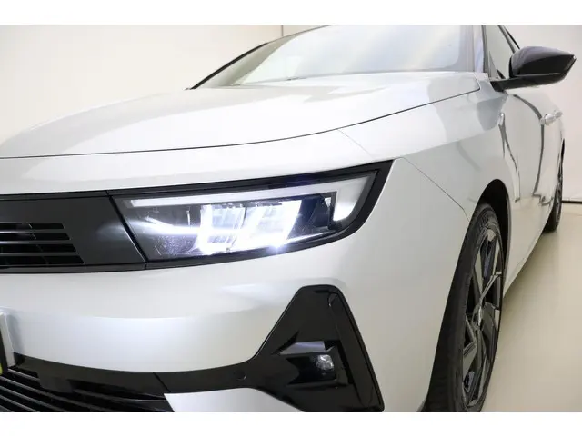 Opel Astra 1.2 Level 4 2023 Benzine 17