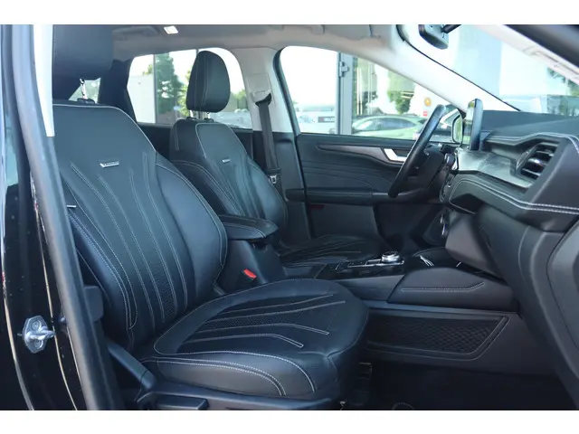 Ford Kuga 2.5 PHEV VIGNALE 2021 Hybride Benzine 13
