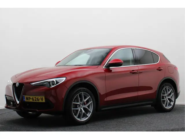 Alfa Romeo Stelvio 2.0 T AWD First Edition 2017 Benzine 17