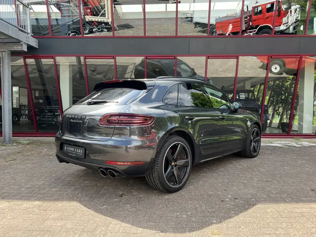 Porsche Macan 3.6 Turbo 2017 Benzine 4