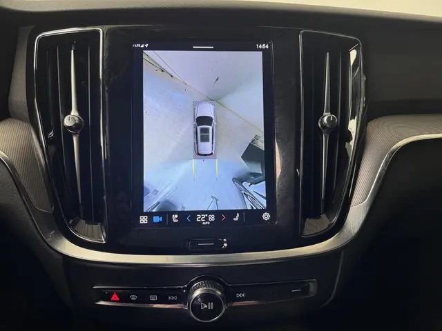 Volvo V60 2.0 B3 Plus Dark 2023 Benzine 12