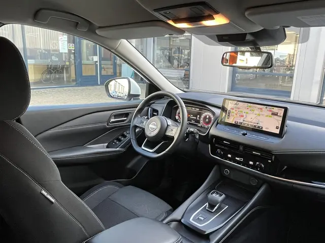 Nissan QASHQAI 1.3 MHEV Xtronic N-Connecta 2024 Benzine 38