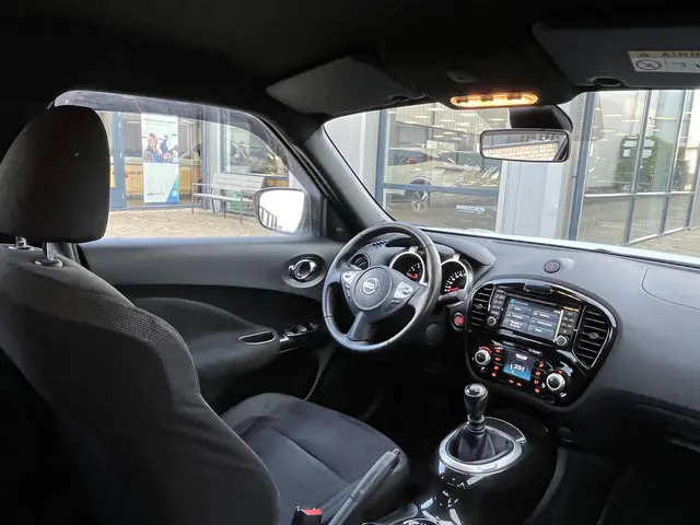 Nissan Juke 1.2 DIG-T S/S Connect Edition 2014 Benzine 55
