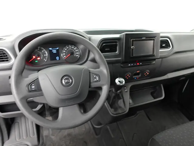 Opel Movano 3