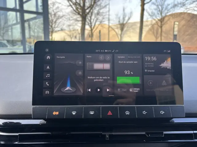 MG MG4 Electric Luxury 64 kWh 2024 Elektrisch 21