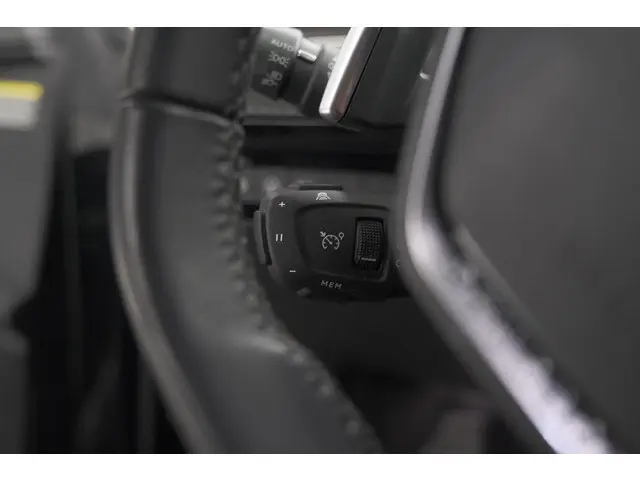 Peugeot 508 SW 1.6 HYbrid Allure 2022 Hybride Benzine 37