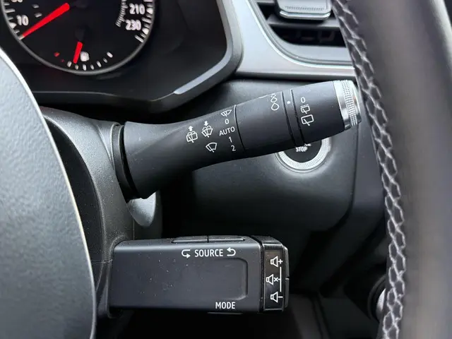 Renault Captur 1.3 TCe 130 Zen Comfort 2020 Benzine 28