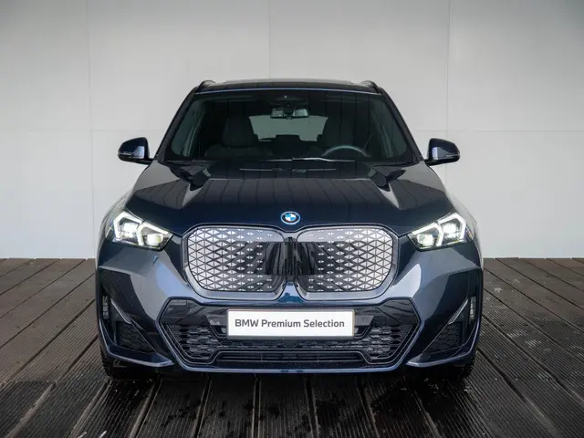 BMW iX1 eDrive20 2025 Elektrisch 3