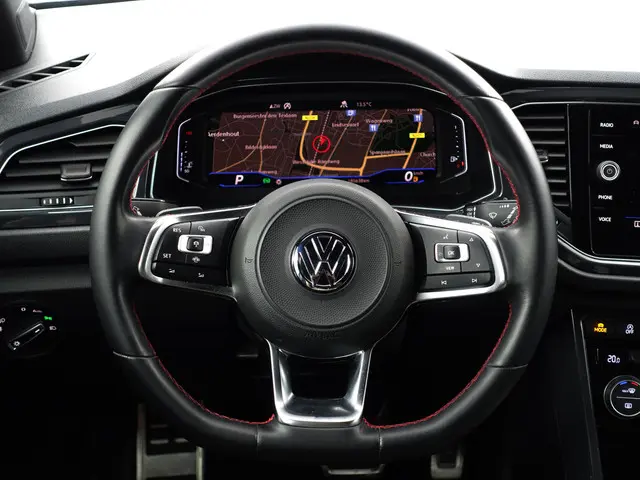 Volkswagen T-Roc 1.5 TSI R Line Sport Aut- 2019 Benzine 16