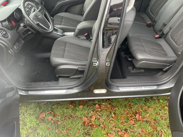 Opel Meriva 1.4 Turbo Anniversary Edition 2012 Benzine 22